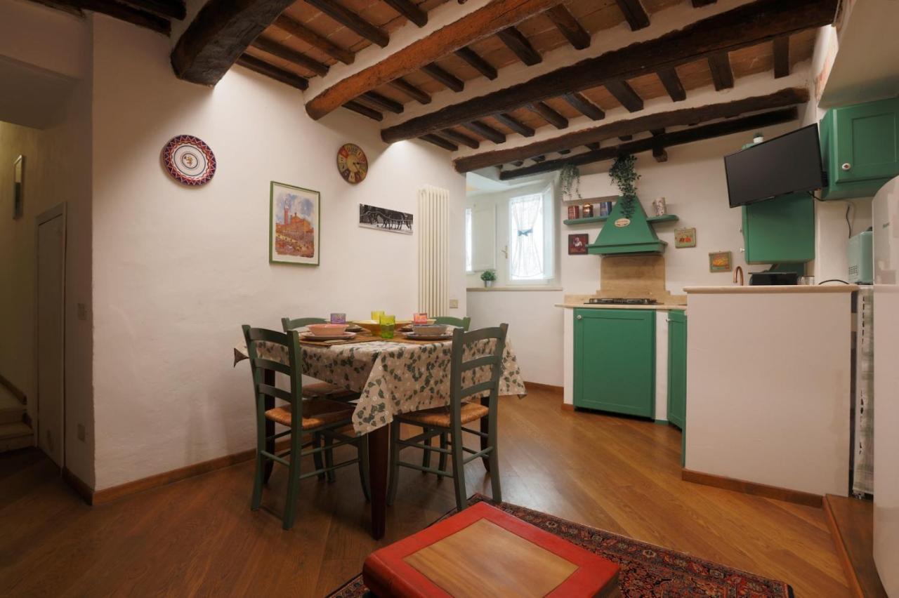 Mantellini Apartment シエーナ エクステリア 写真